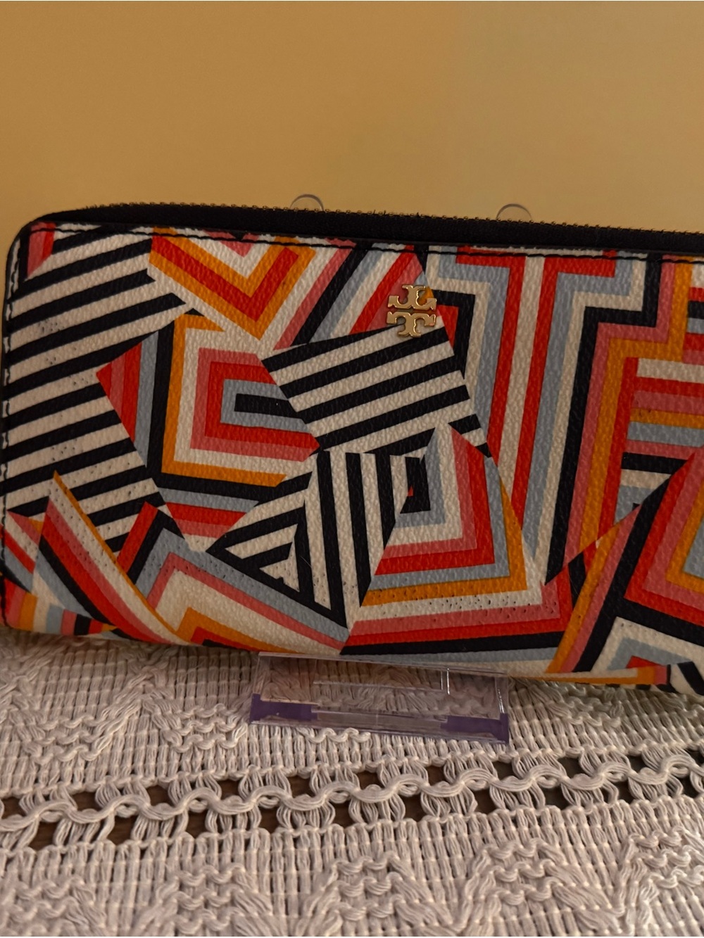 Tory Burch Kerrington Geometric Multicolor Zip Wallet